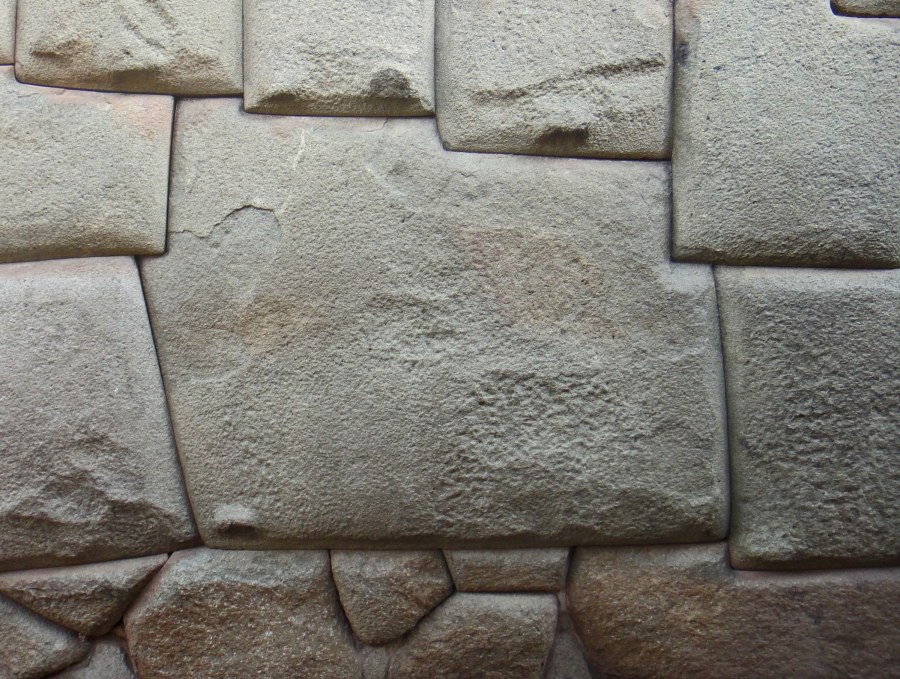 Piedra de las 12 caras