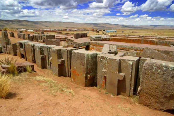 Puma Punku - plataforma y bloques