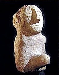 Estatuilla itifálica