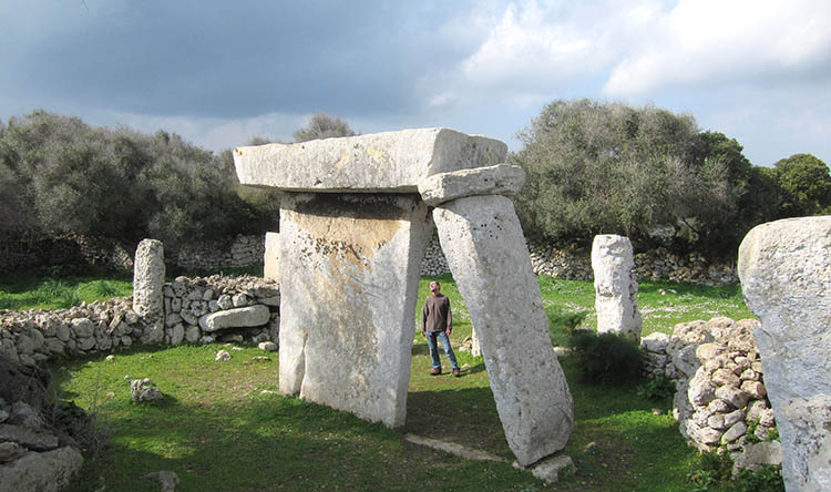 menorca_talaiotica_talati_taula_lluc_julia