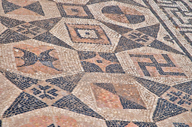 the-swastika-volubilis-morocco-5